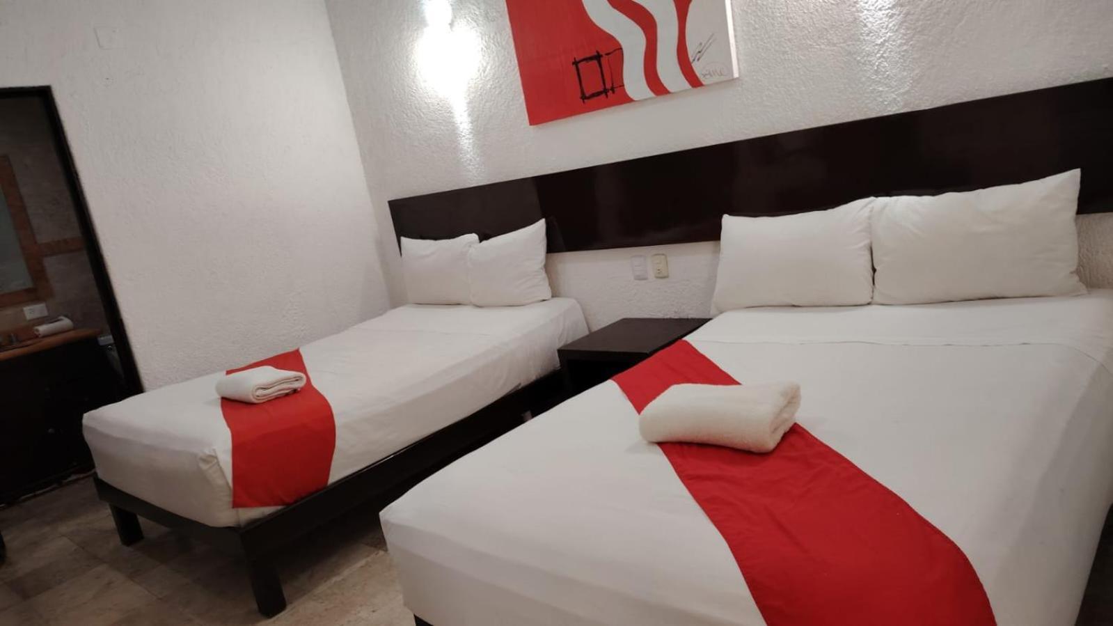 Hotel Maya Turquesa Плая дел Кармен Екстериор снимка