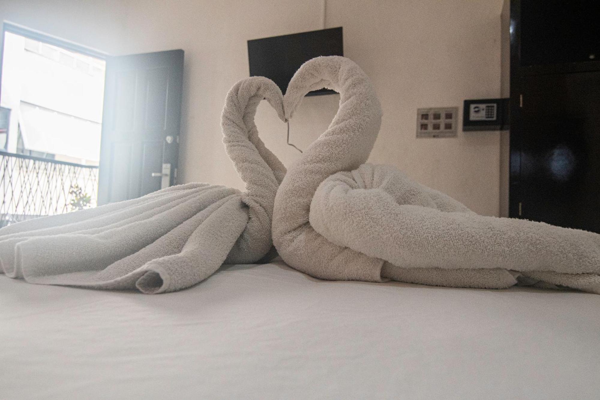 Hotel Maya Turquesa Плая дел Кармен Екстериор снимка